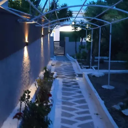 Penthouse Studio Next To The Sea Salamina Exterior photo