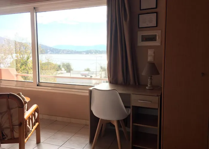 Penthouse Studio Next To The Sea