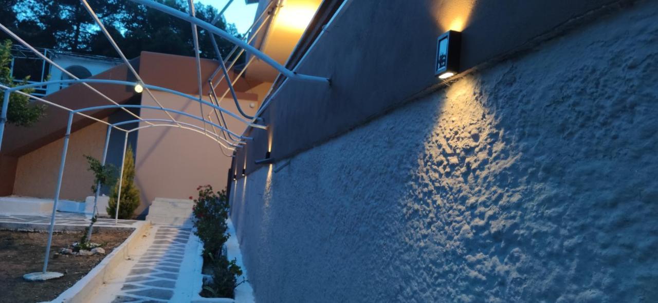 Penthouse Next To The Sea * Salamis